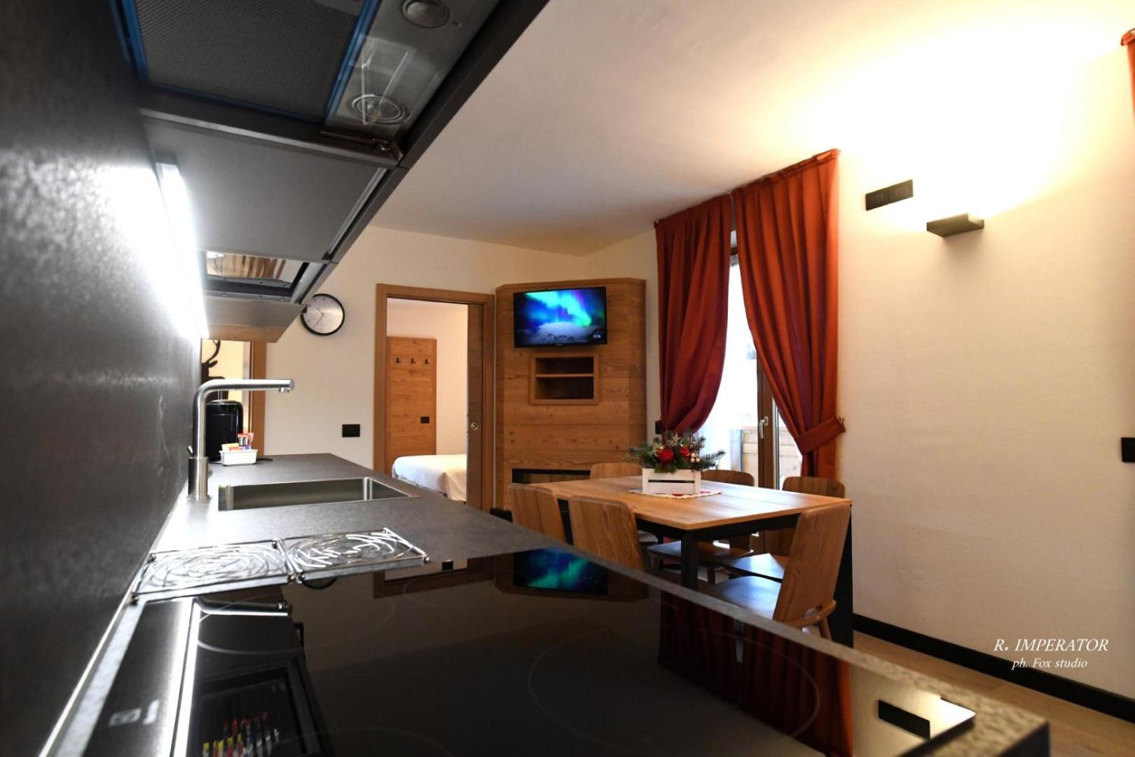 Park Residence Imperator Carisolo Εξωτερικό φωτογραφία