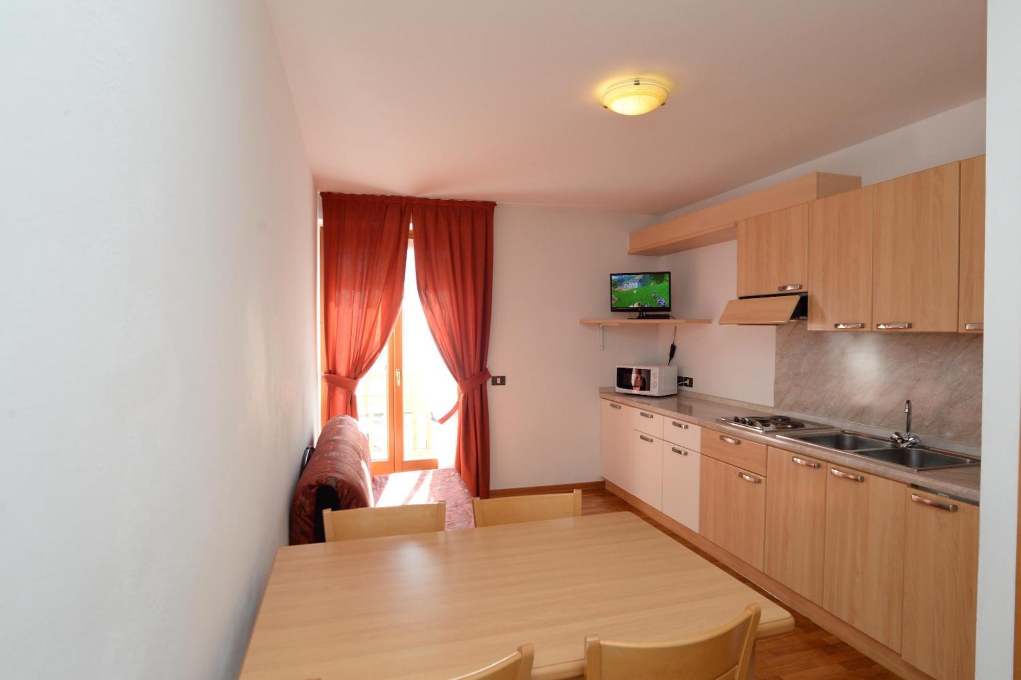 Park Residence Imperator Carisolo Εξωτερικό φωτογραφία
