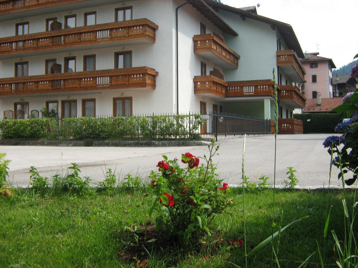 Park Residence Imperator Carisolo Εξωτερικό φωτογραφία